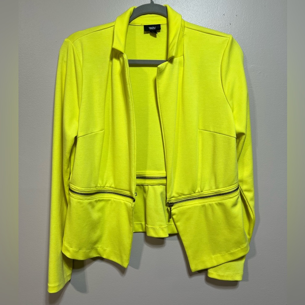 Yellow blazer with zipper detail